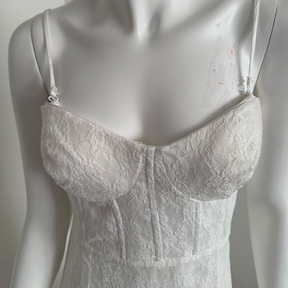 Lulus White Lace Bustier Maxi Dress – Size L – Stretch Fit Bridal Gown – New - Picture 5 of 16